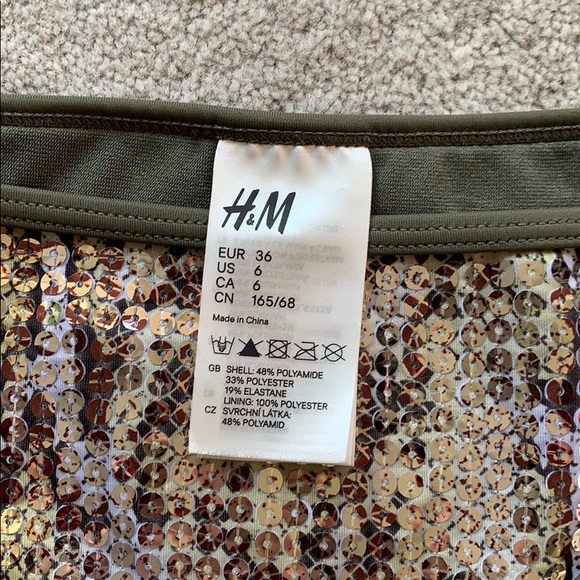 (3/$10) H&M snake print sequin bikini bottom - Picture 3 of 3